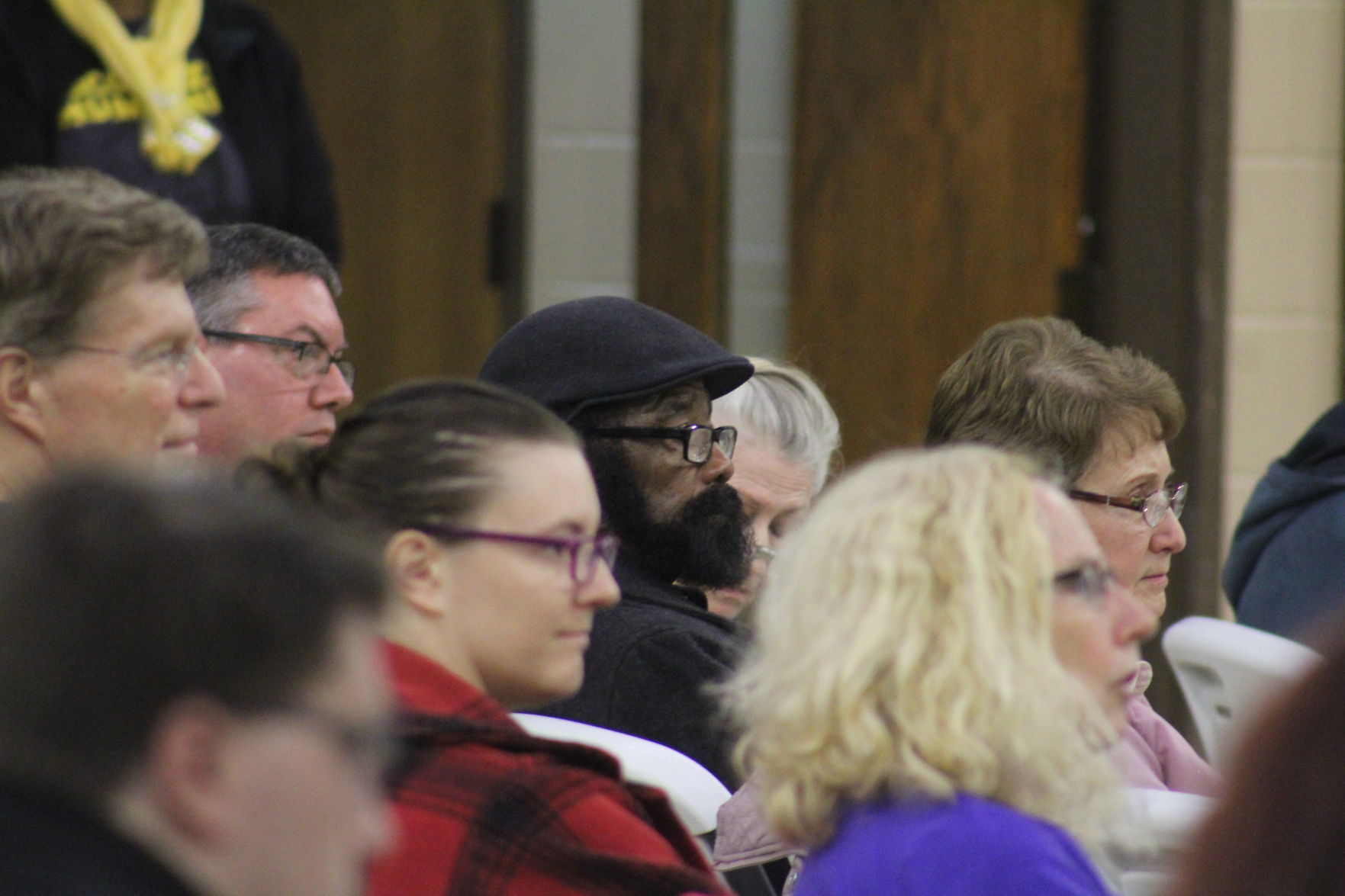 Audience group, March 25